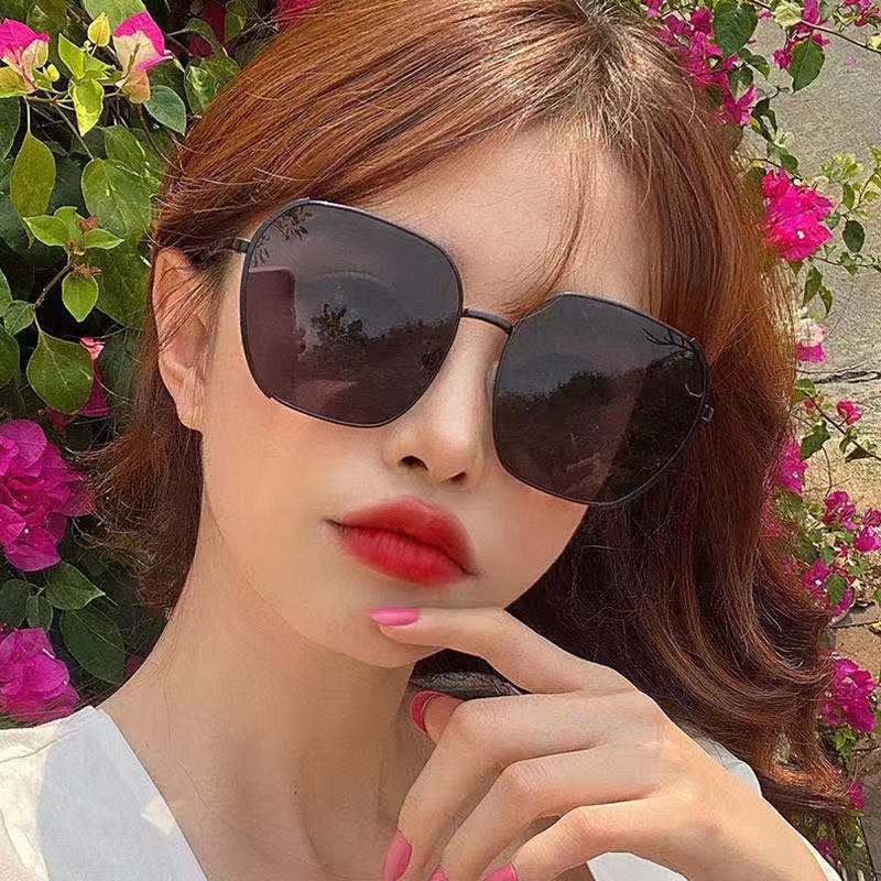 Kính mát gọng vuông quá cỡ màu gradient phong cách Hàn Quốc thời trang dành cho nữ