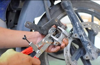 Kìm mở piston thắng đĩa TOP VNT-001