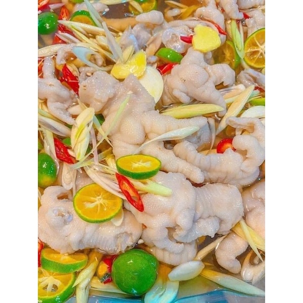Chân gà rút xương ngâm sả tắc giòn ngon 700g