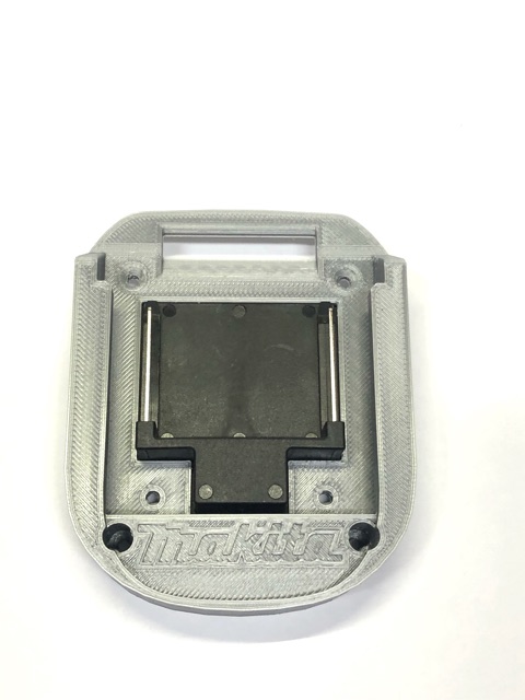 Chân đế  pin makita có tiếp điểm 14.4v - 18v