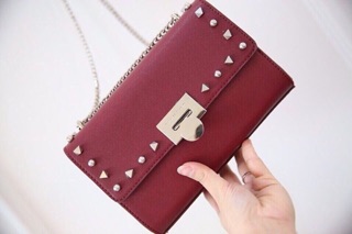 Túi Charles and Keith
