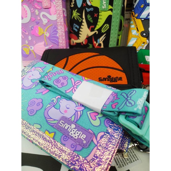 Ví trẻ em có dây đeo Smiggle - Wander