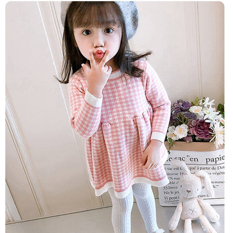 Đầm len sọc caro xinh xắn cho bé gái