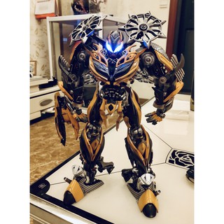 Mô hình BumbleBee kim loại - Comicave - Transformer 4 (AOE)