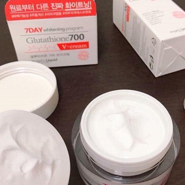 Kem dưỡng trắng da 7 day whitening program glutathione 700
