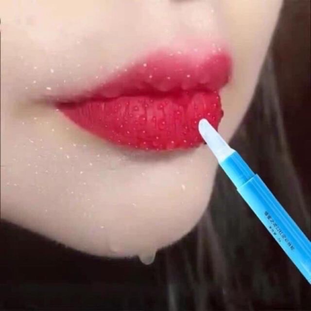 Gel Khoá Son Môi
