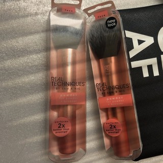 Cọ đánh phấn phủ & bronzer Real techniques Powder & Bronzer Brush