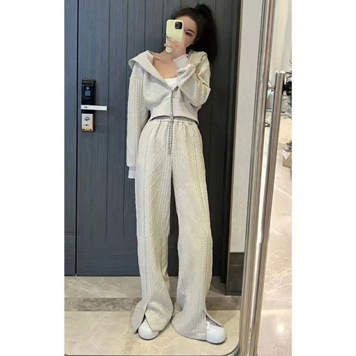 Set Áo Hoodie Và Quần Dài Xẻ Tà Thời Trang Năng Động Cho Nữ