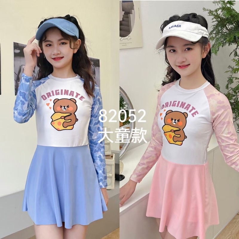 Bộ bơi liền dài tay của bé gái