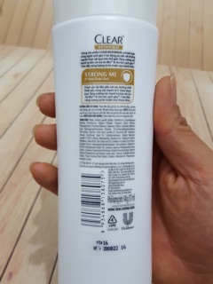 Chai dầu gội clear thảo dược 140g (137ml)