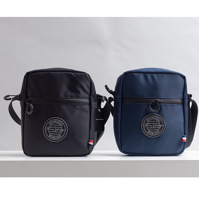 Túi đeo chéo Tommy Hilfiger Waist Bags logo cao su 3D nổi, chất vải canva cao cấp chống thấm