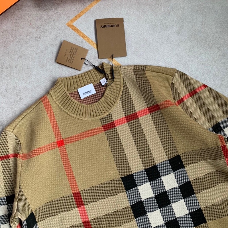 Áo len cổ tròn nam nữ BURBERRY BBR họa tiết hiện đại thu đông 2021