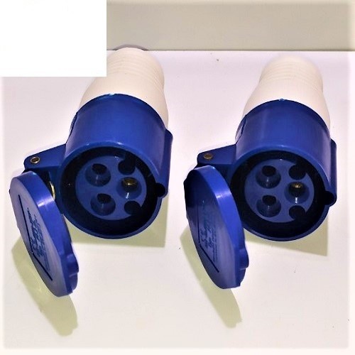 Phích công nghiệp chia 3 16a dùng cho công trình