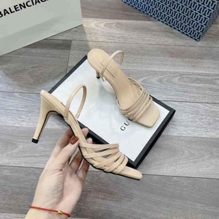 Sandal cao gót dây mảnh gót nhọn