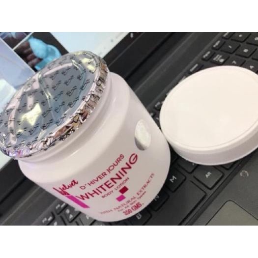 Kem Dưỡng Trắng Da Velvet Whitening Body Lotion 350g