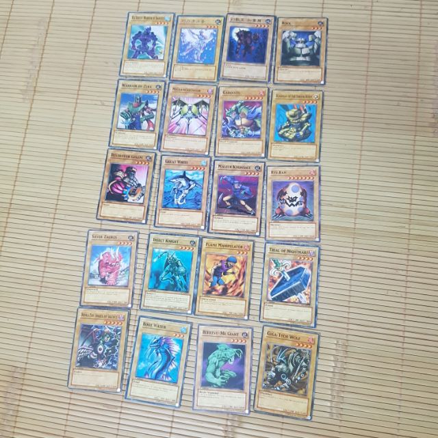Chọn 1 lá bài yugioh trong các mẫu