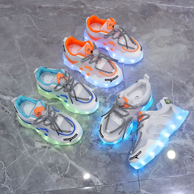 Giày Thể Thao Thoáng Khí Bề Mặt Lưới Thoáng Khí Có Thể Sạc Lại Cho Bé Trai