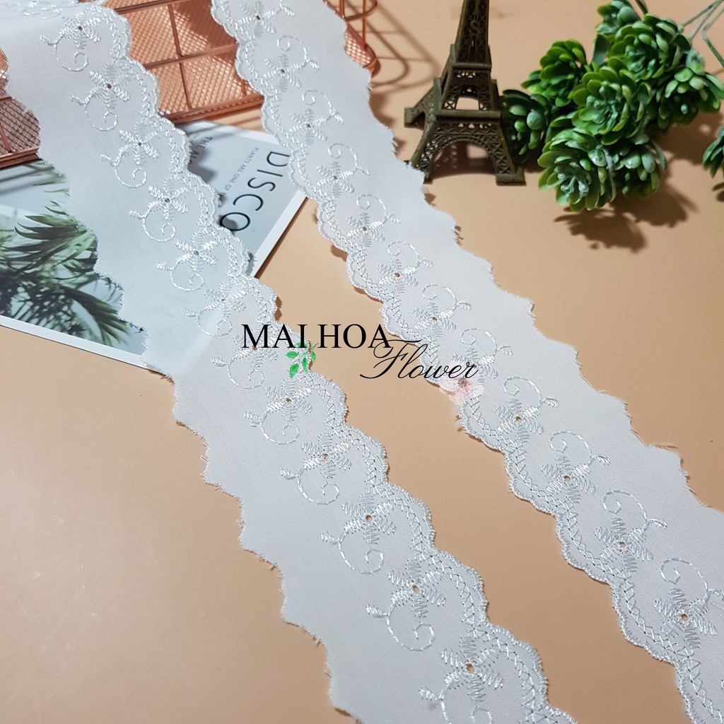 [Size bé 5cm] Dây viền ren thô boi thêu hoa trắng bằng sợi chỉ bóng, may phần tay, cổ hoặc gấu váy áo, Maihoaflower