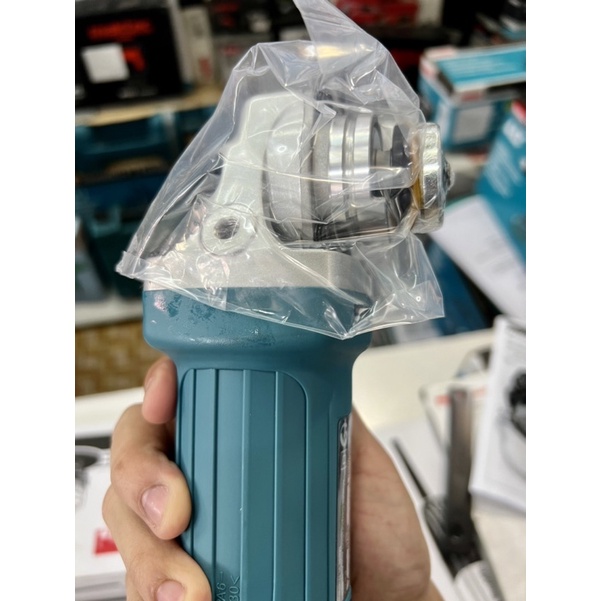 Máy mài góc cầm tay bằng điện Makita GA4031