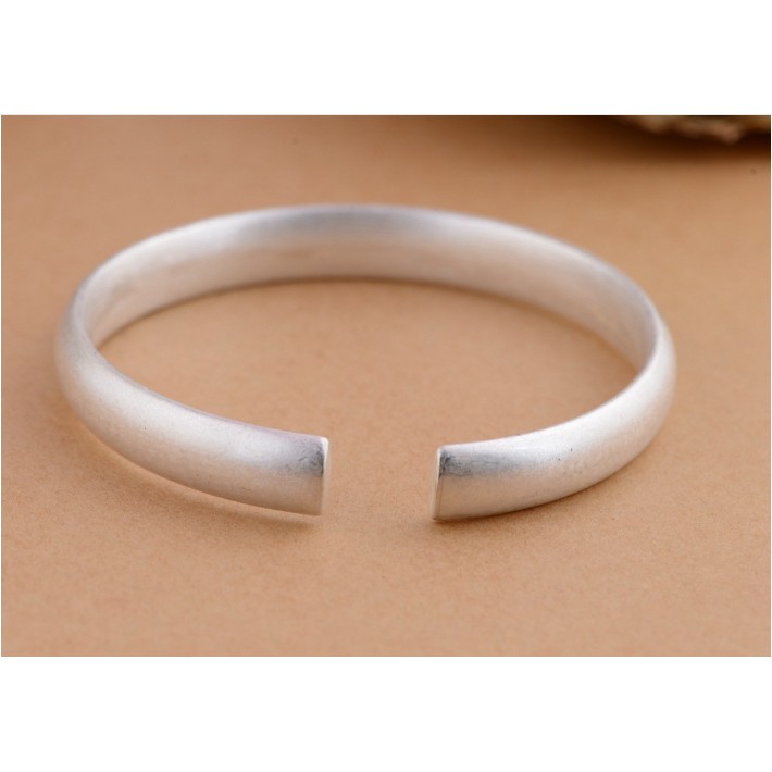 VÒNG TAY KHẮC OM MANI PADME HUM TÂY TẠNG - VT240