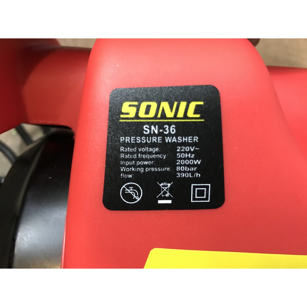 MÁY  RỬA XE ÁP LỰC HIỆU SONIC JAPAN 2000W