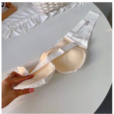 Áo Lót Ren Cúp Ngực Chống Tụt Không Dây Nâng Ngực Tạo Khe Đệm Bàn Tay Cao Cấp 158
