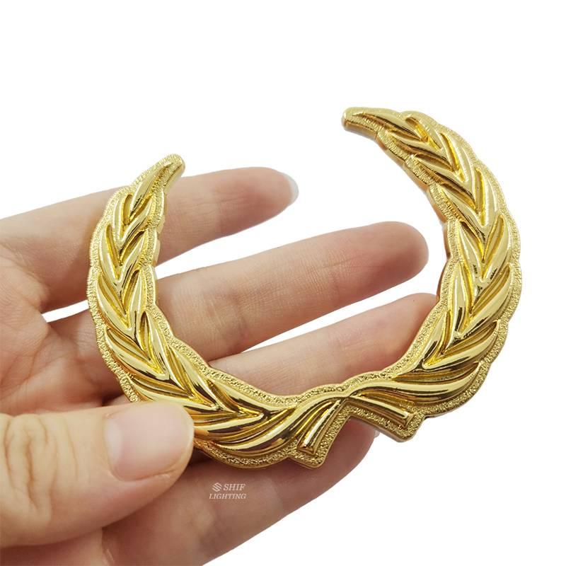 Logo hình vương miện bằng kim loại đẹp mắt trang trí xe hơi