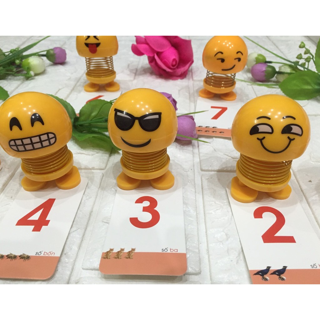 Thú nhún emoji con lắc lò xo biểu cảm gương mặt đẹp mắt