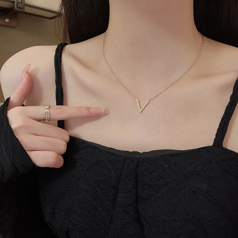 Vòng cổ Mặt Chữ V Màu Vàng Hồng 2022 Thời Trang Cho Nữ
