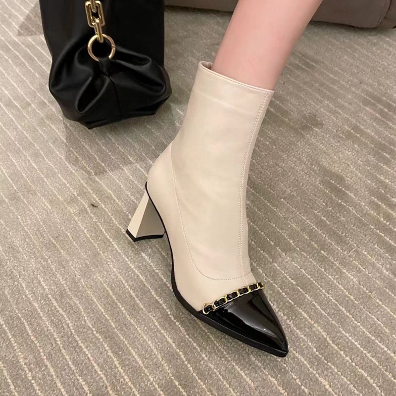 Bốt boot lửng viền xích ngang gót nhọn fullbox hàng quảng châu cao cấp | BigBuy360 - bigbuy360.vn