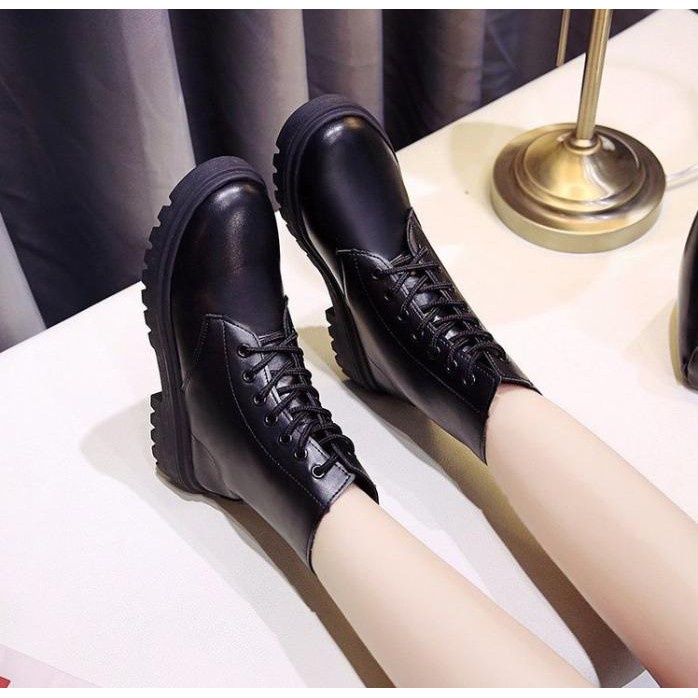 Giày bốt ullzang siêu hót , Giày bốt nữ CHIẾN BINH CAO CỔ KHÔNG KHÓA da PU màu đen đế 5cm