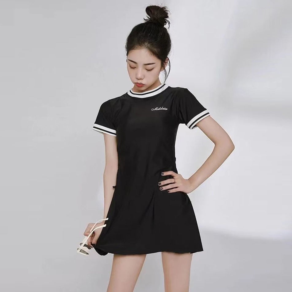 Bộ Đồ Bơi Liền Thân Thể Thao Cho Nữ | BigBuy360 - bigbuy360.vn