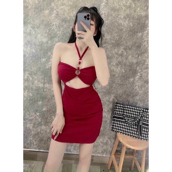 Đầm yếm khoen ngực khoét hở eo ôm body dáng ngắn cực sexy , chất thun gân mềm mịn