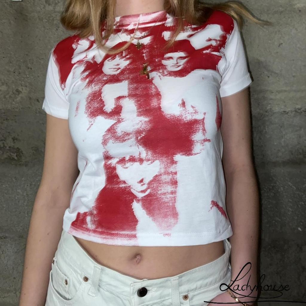 Áo thun tay ngắn cổ tròn in hình chân dung dành cho nữ