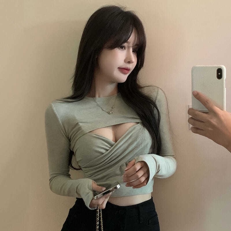 Áo Thun Nữ Dài Tay Cổ Tròn Thời Trang