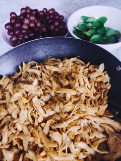 Khô gà nhà làm