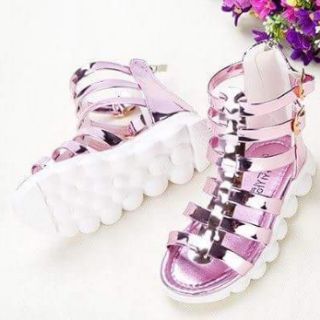 Sandal cho bé gái