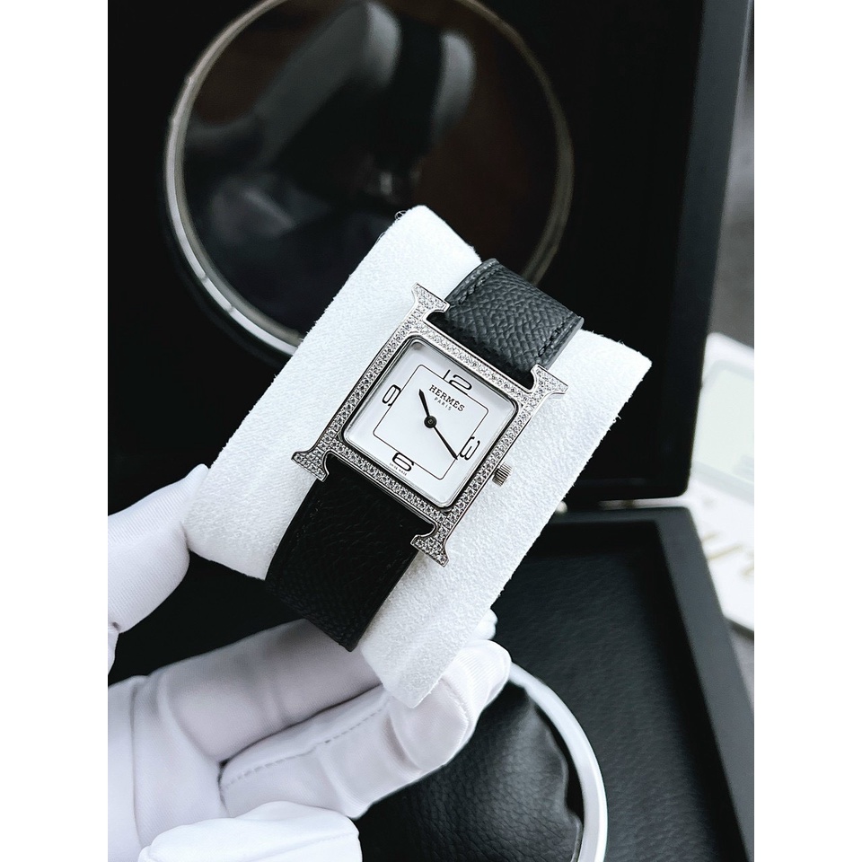 Đồng hồ nữ Hermes 22x22mm máy Swissquartz, mặt khảm trai trắng, khung thép không gỉ, dây da cao cấp