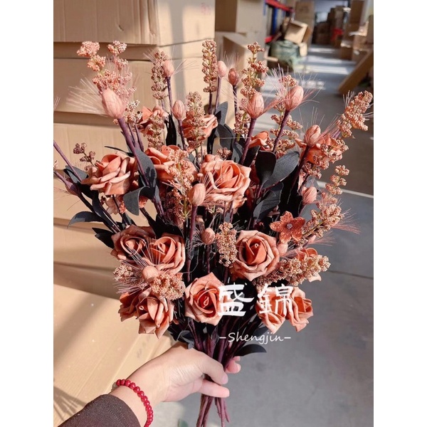 HOA HỒNG 3 BÔNG KÈM LAVENDER, TRANG TRÍ LỌ HOA