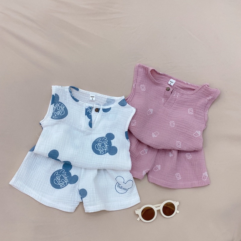 Bộ Ba Lỗ Quần Đùi Xô Muslin Hoạ Tiết Bình Sữa mickey Cho Bé trai Bé gái Từ 7kg đến 17kg