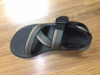 Dép sandal Chaco cho bạn nam