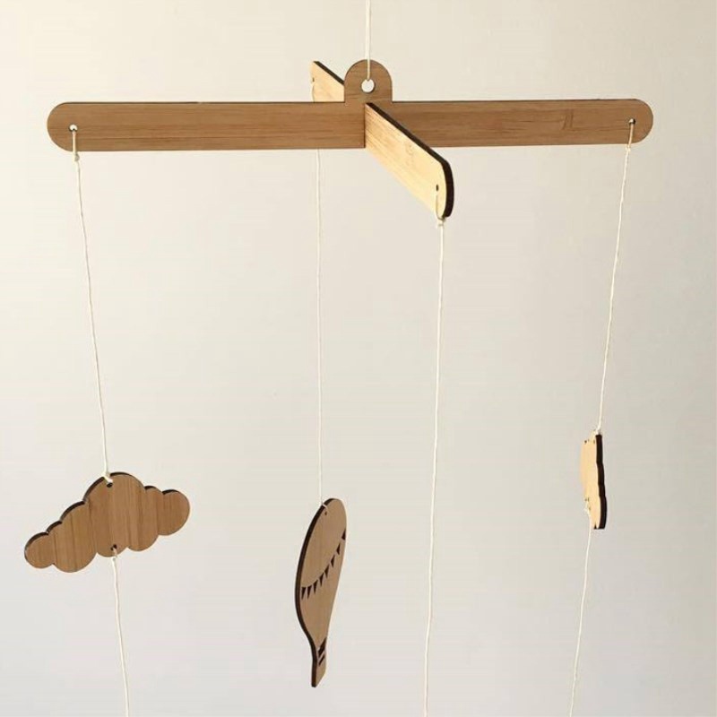 Khinh khí cầu bằng gỗ Chuông gió Treo tường Đồ trang trí Chuông giường cho bé INS Phong cách Bắc Âu Trang trí phòng cho trẻ em Đạo cụ chụp ảnh nhà trẻ