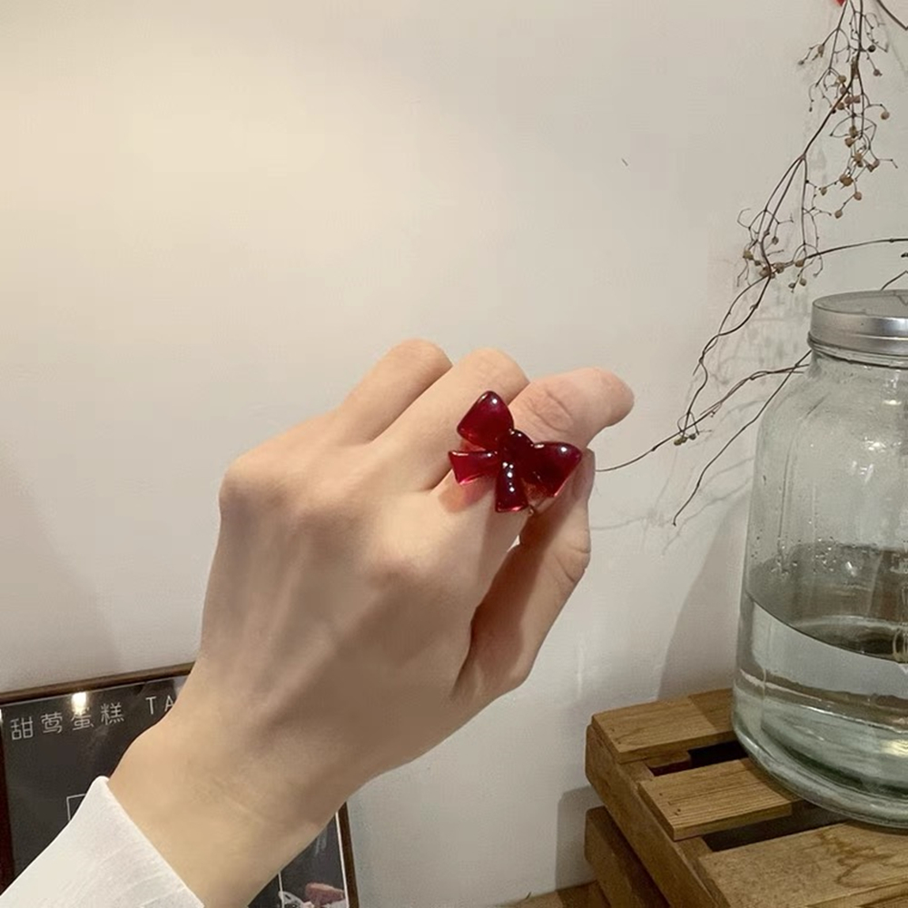 Nhẫn nhựa trong suốt nhiều màu sắc tùy chọn