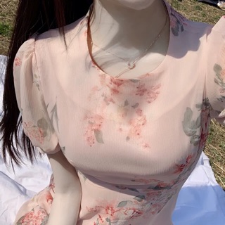 Váy voan hoa xinh
