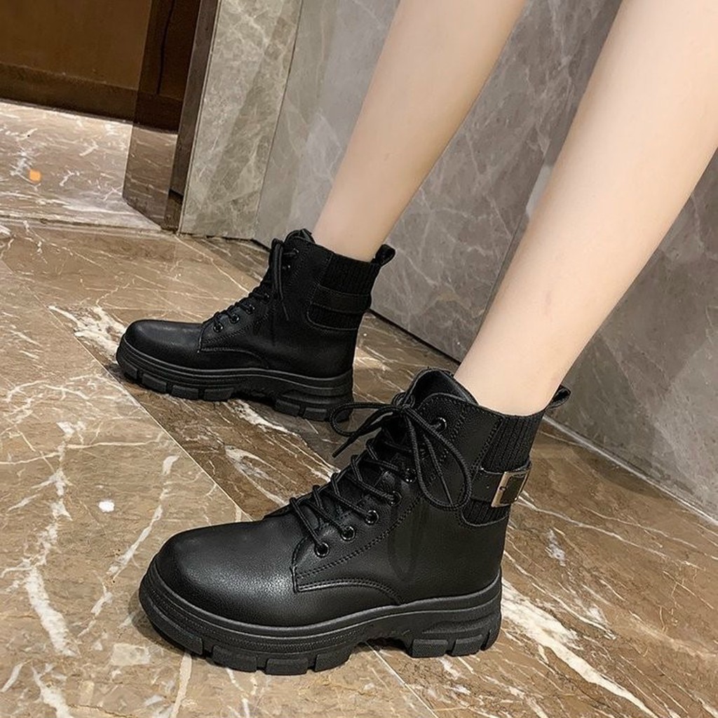 FORM NHỎ_LẤY LÊN 1 SIZE_Bốt nữ cổ chun cài khuy có dây buộc trước