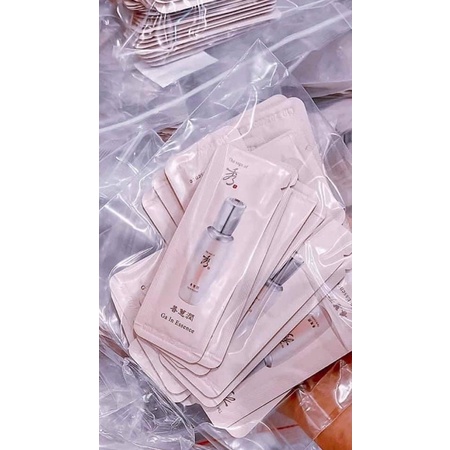 Tinh chất cấp nước căng bóng da The saga of xiu Ga In Essence