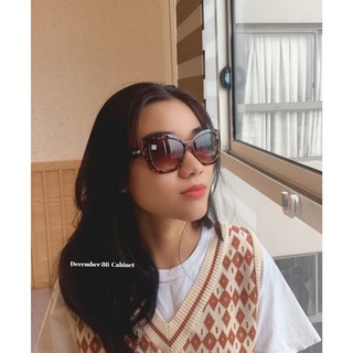 Kính mát Tahari Sunglasses Brown Gradient Lens TH558