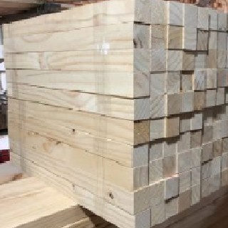 Bộ 4 thanh gỗ thông vuông KT 5x5x80 được bào láng 4 mặt