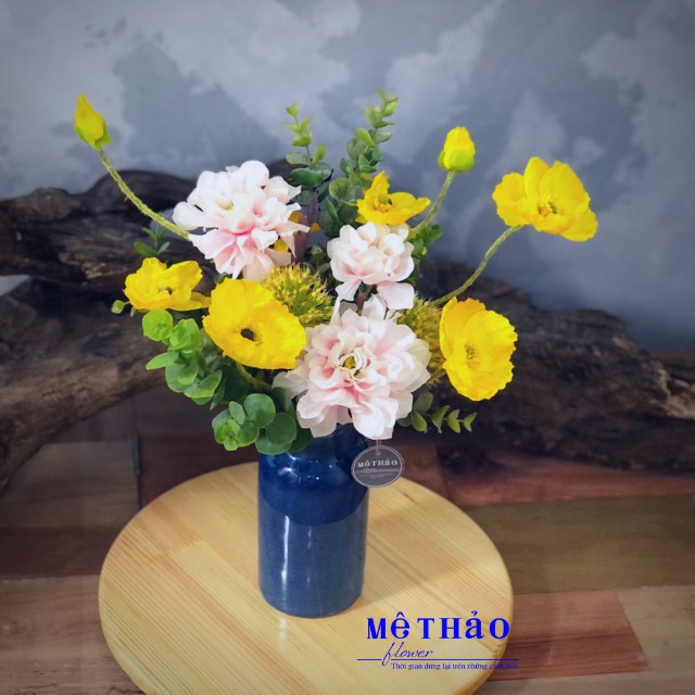 Ảnh shop chụp) Bình Hoa Giả Trang Trí Nhà Cửa, Decor Phòng Khách Chất Liệu Lụa Cao Cấp Mê Thảo Flower