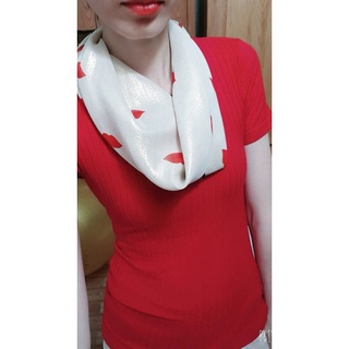 Khăn H.M làm áo Black Pink